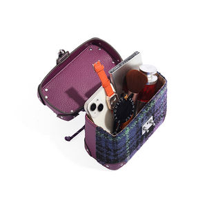 2025 squisita piccola borsa quadrata viola peluche, alta qualità e bella borsa a prezzo, recentemente molto popolare borsa a tracolla 1383 - Product Image 6