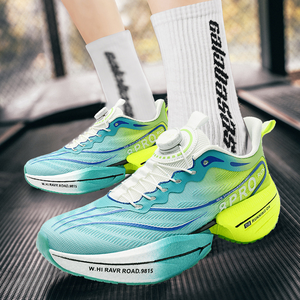 Zapatillas de running 2026 nuevas con placa de carbono para hombre, suela de goma Popcorn, ultraligeras, para parejas, con malla tejida Flying Thread, calzado deportivo al por mayor - Product Image 4