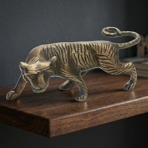 Modern Aluminum <b>Figurative</b> Sculpture Handmade Artistic Eco-Friendly Durable Tabletop Decor Living Room Display Jaffs Exports - Product Image 2