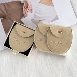 Magnifique boîte à bijoux en cuir PU doré, mini pochette unique pour accessoires avec bouton-pression, idéale pour emballer des bijoux en cadeau - Product Image 5