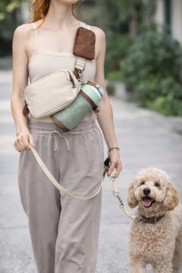 Bolsa de Cintura Personalizada de Nailon Impermeable para Pasear Perros, con Dispensador de Bolsas para Excrementos, Porta Botella de Agua, Bolsa para Mascotas, Bolsa para Golosinas para Perros - Product Image 6