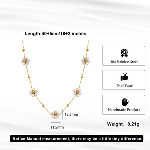 Ensemble collier et boucles d'oreilles en forme de fleur, imitation perle, pour femmes, plaqué or, ensembles de bijoux romantiques, bijoux de fête, bijoux tendance - Product Image 2