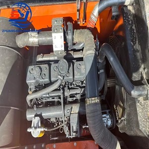Excavadora de cadenas Doosan DX300LC-9C de 15 toneladas con cazo de excavación de 0.18m³ de capacidad, equipo de construcción usado. - Product Image 5