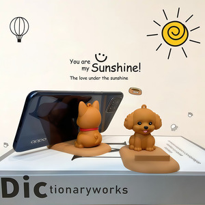 Soporte de Escritorio Creativo para Teléfono con Diseño de Cachorro de Dibujos Animados, de PVC y Goma Suave, Portátil, Adorno Bonito para Escritorio, Regalo de Comercio Exterior - Product Image 4