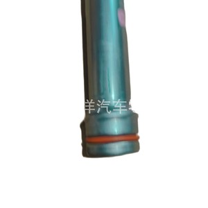 Manguera de Refrigerante Ford DL3Z-8A505-A, Tubo de Hierro para Reparación y Reemplazo del Motor - Product Image 1
