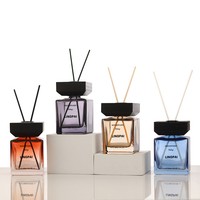 Bouteille de diffuseur d'arôme d'aromathérapie d'huile essentielle de luxe personnalisée de 100ml 150ml 200ml bouteille vide de diffuseur de parfum de roseau en verre ambré