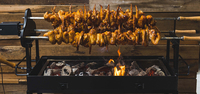 Barbecue à charbon de bois portable pliable de luxe Foukou Chypre, robuste, avec broche et dispositif de sécurité anti-flamme en acier de 3 mm d'épaisseur