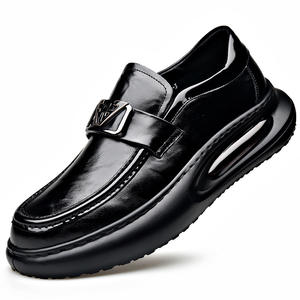 Nuevo modelo de zapatos de cuero estilo inglés con suela gruesa para negocios y uso casual, con diseño antideslizante en la suela. - Product Image 5