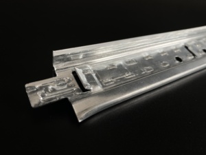 Carreaux de <span class=keywords><strong>plafond</strong></span> en gypse à grille en acier galvanisé de style moderne Cintres à <span class=keywords><strong>tige</strong></span> <span class=keywords><strong>filetée</strong></span> avec quille de peinture pour réseau de quille en T de <span class=keywords><strong>plafond</strong></span> - Product Image 5