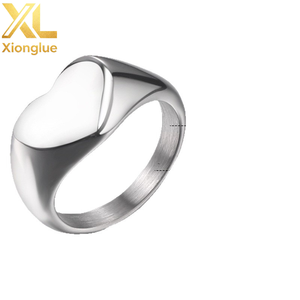Bague en acier inoxydable 316, or 18 carats, argent, noir, gravée avec un nom ou un logo, bijoux personnalisés - Product Image 3