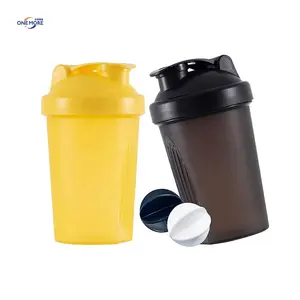 BPA मुक्त प्लास्टिक कसरत Whisk के साथ पानी की बोतल 13.5oz प्रोटीन शेखर ब्लेंडर गेंदों