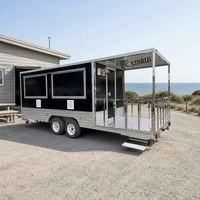 Camion de restauration mobile de 6 mètres avec cuisine complète, barbecue et fumoir pour la restauration en plein air, construit sur mesure, à vendre