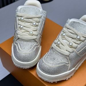 Zapatillas deportivas casuales de diseñador de lujo, con perlas y diamantes, versátiles, para mujer, las más vendidas. - Product Image 4