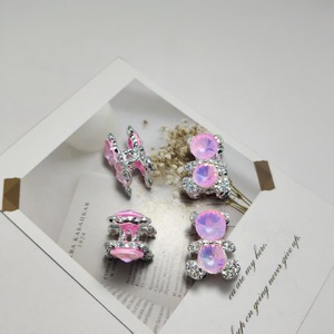 Colgante de Oso con Diamantes de Imitación, de Aleación, con Forma de Animal, Accesorio de Joyería DIY, Unisex, para Uso Diario - Product Image 3