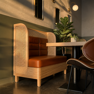 Ensemble de meubles de restaurant en bois moderne avec structure métallique et dossier en rotin pour salle à manger - Product Image 5