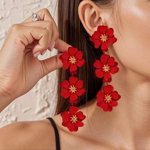 Pendientes de flores de tela Pendientes circulares grandes para mujer para el mercado mayorista para mujer - Product Image 1