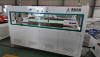 Machine de fabrication de profilés en plastique PP/PE/PVC, machine d'extrusion de profilés de fenêtres