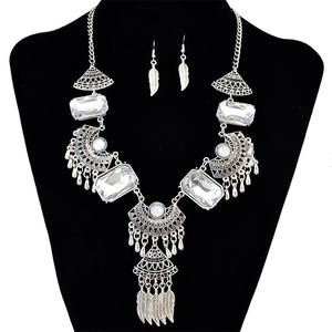 <span class=keywords><strong>2</strong></span> Estilos de Collares Bohemios Vintage con Cuentas de Monedas Plateadas, Hojas y Borlas para Mujer - Product Image 1