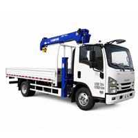 Grue montée sur camion de 3,2 tonnes, châssis Isuzu, flèche télescopique à 3 sections, grue hydraulique pour la manutention des matériaux