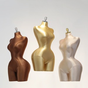 Maniquíes de Espuma de Medio Cuerpo Femeninos, Talla Grande, Sensuales - Product Image 4