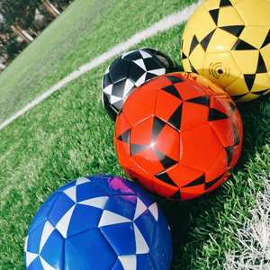 <span class=keywords><strong>HeiMa</strong></span> Fútbol brillante PVC 2021 Foot Ball Tamaño 1 2 Futbol Soccer Ball Mini Size Ball - Product Image 2