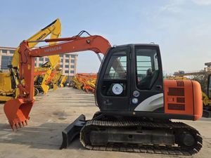 Excavadora Hitachi Usada de 6 Toneladas en Venta ZX60-5A ZX60 Excavadora de Segunda Mano EXCAV HITACHI Zaxis60 - Product Image 3