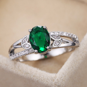 Anillo de Esmeralda F364, Plata 925, Corte Ovalado, Engaste Pavé, Anillo de Compromiso para Mujer con Gema, Diseño Floral - Product Image 1