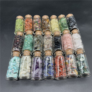 Bouteilles miniatures de copeaux de quartz naturel, pierres précieuses, avec copeaux de cristal de guérison Reiki à l'intérieur, artisanat en cristal - Product Image 1