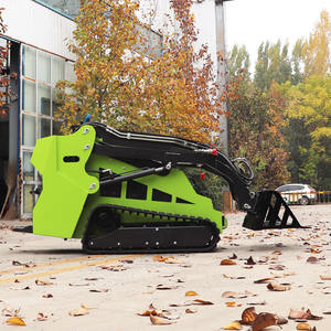 Nouvelle mini-chargeuse compacte sur pneus Honda SMT-690 à moteur essence, chargeuse frontale, capacité de la benne de 0,2 m³, moteur de 13 kW, pompe, engrenage - Product Image 5