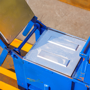 Macchinario per Mattoni in Fango Qmr2-40 Qmr1-40 a Basso Costo per Guadagnare, Produttore di Mattoni Autobloccanti in Vendita - Product Image 3