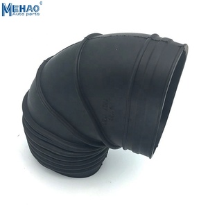 Pièces automobiles Tuyau d'admission d'air du moteur Tuyau de filtre à air 13711707767 1371 1707 767 pour BMW <span class=keywords><strong>E32</strong></span> E34 535i 735i <span class=keywords><strong>735iL</strong></span> L6 3.5L - Product Image 3