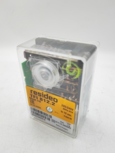 Boîtier de contrôle resido TFI 812.2 Mod.10 utilisé pour les brûleurs à gaz atmosphérique à 2 étages équipés de sondes d'<span class=keywords><strong>ionisation</strong></span> détecteurs de scintillement - Product Image 3