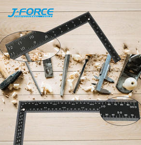 Équerre d'angle métrique en métal noir 400 x 600 mm avec marques graduées noires - Product Image 2