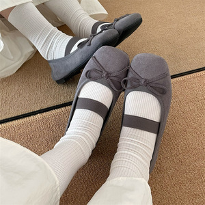 New Wholesale Women's Flats - Bow Detail Shallow Opening Ballet Style Leather Shoes - Product Image 4