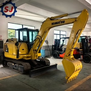 Excavadora de cadenas KOMATSU PC56 original de Japón, modelo 2022, 95% nueva, usada, maquinaria de construcción hidráulica, motor en buen estado. - Product Image 4