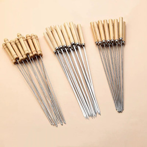 Outil de barbecue en gros Manche en bois <span class=keywords><strong>Brochette</strong></span> de <span class=keywords><strong>kebab</strong></span> en acier inoxydable Brochettes de viande - Product Image 2