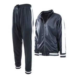 Conjunto Deportivo Ajustado para Hombre OEM con Sudadera con Cremallera y Pantalones Deportivos, Color y Diseño Personalizados, Alta Calidad, Marca AMK Group - Product Image 1