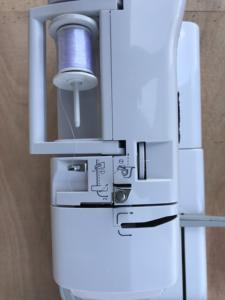 Yinghe ES5 máquina de bordado de un solo color económica y práctica usada en el hogar para ropa de camiseta para negocios de impresión - Product Image 5