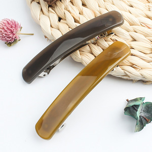 Style Français Ambre <span class=keywords><strong>Cheveux</strong></span> <span class=keywords><strong>Barrette</strong></span> 8 CM Rectangle Résine Pinces À <span class=keywords><strong>Cheveux</strong></span> Vintage <span class=keywords><strong>Barrette</strong></span> Clip <span class=keywords><strong>pour</strong></span> <span class=keywords><strong>Cheveux</strong></span> <span class=keywords><strong>Fins</strong></span> En Gros - Product Image 5