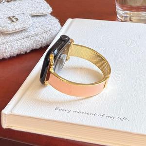 Bracelet-montre en résine blanc/rose tendance pour Apple Watch S10/9 Femmes 45/49 mm, bracelet intelligent pour Apple Watch S11 - Product Image 2