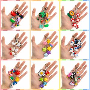 Chaveiros de PVC Multi-Charm para Alimentos e Plantas, Estilo Fofo com Frutas, Cactos e Sorvetes, Flexíveis para Chaves, Bolsas e Anéis - Product Image 4