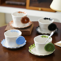 Ensemble tasse à café et soucoupe en céramique motif floral vintage, tasse créative pour latte art, tasse esthétique pour petit-déjeuner quotidien, cadeau pour la maison