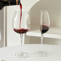 Nouveauté personnalisé demi-rond de verre à vin tasses tige mince Premium Bordeaux Cocktail verres à vin rouge en vrac pour Couples mariage