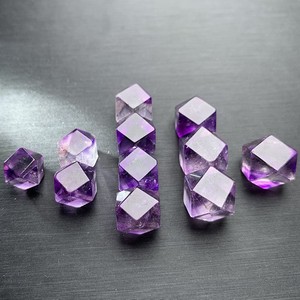 Pierres de cristal d'améthyste naturelle facettées de forme libre, quartz violet poli, pierres précieuses en vrac pour la fabrication de bijoux et la décoration - Product Image 3