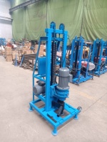Petite plate-forme de forage hydraulique électrique de 80m de profondeur maximale avec pompe et composants du noyau du moteur