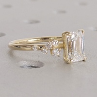 Anillo de Compromiso con Diamante Cultivado en Laboratorio, 2CT, Esmeralda, Engaste en Racimo, Piedras Laterales, Oro Sólido de 10K/14K/18K, Certificado IGI, CVD/HPHT, Personalizado
