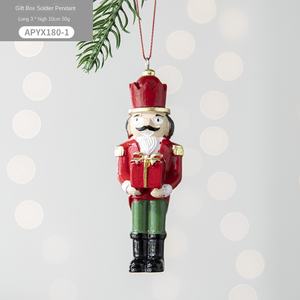 Explosiones transfronterizas 10CM resina Cascanueces soldado colgante estilo de dibujos animados diseño personalizado <span class=keywords><strong>accesorios</strong></span> para árboles de Navidad - Product Image 6