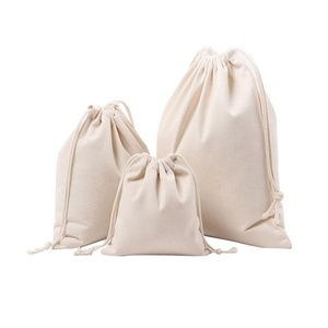 Sacs à cordon en coton biologique personnalisés en gros, petits sacs à poussière en mousseline douce, toile de calicot, ou en tissu personnalisé - Product Image 1