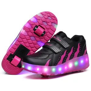 Fabrika Outlet küçük çocuklar rekreasyon Inline moda Sneakers USB şarj çocuklar için LED ışık Up geri çekilebilir rulo ayakkabı
