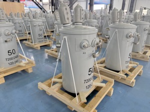 Transformateur à huile monophasé monté sur poteau de qualité supérieure, prix usine, 75KVA 100KVA 12KV 240/120V, modèle D11 50/60Hz, tension d'entrée D11 - Product Image 2
